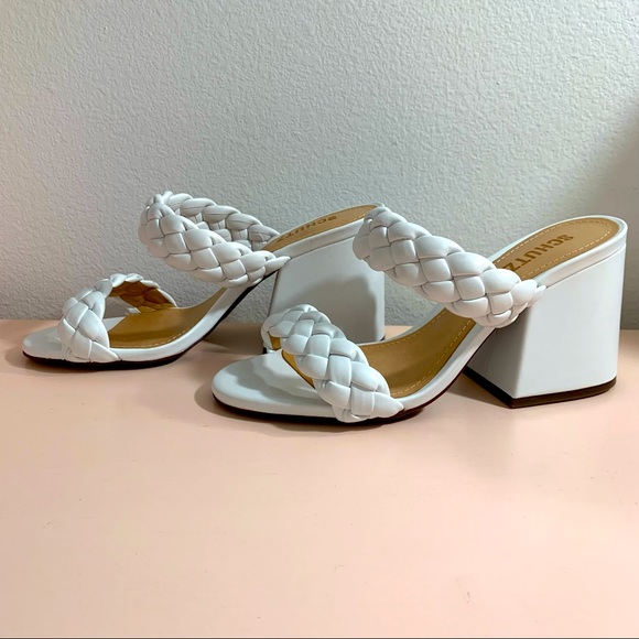 SCHUTZ Shoes - SCHUTZ Elida Braided Leather Chunky Heel Sandals sz 7